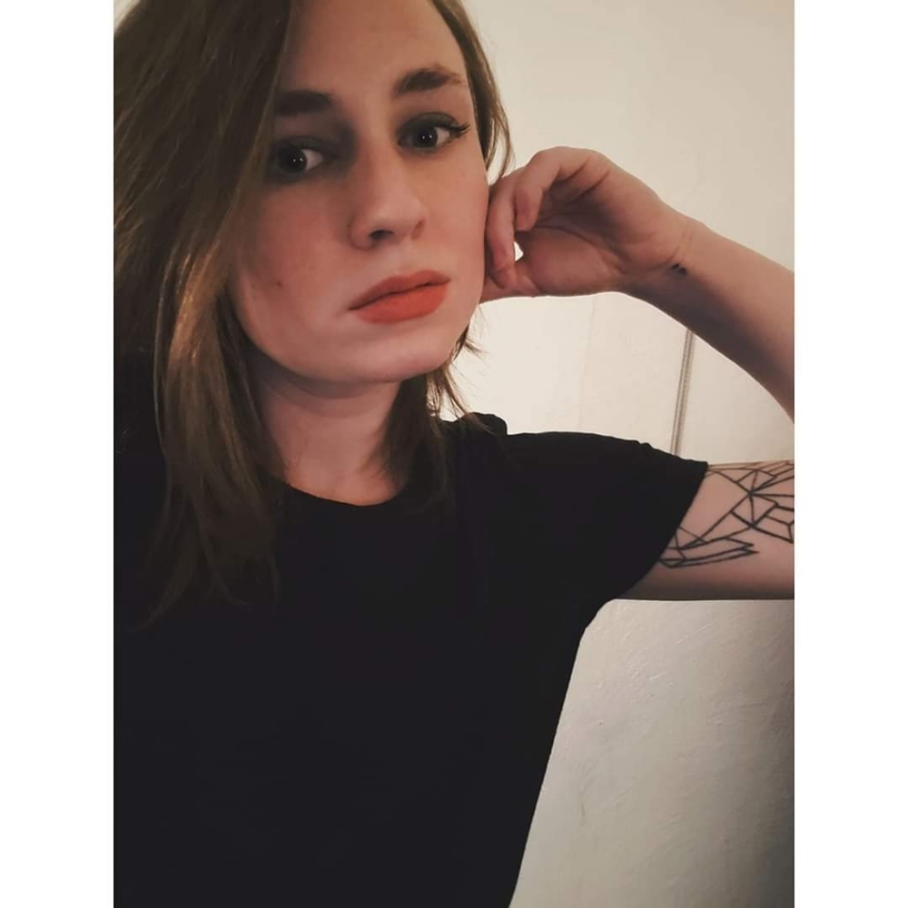 Meet your Posher, Ashley